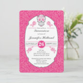 Fancy Damask Skull Pink Quinceañera Uitnodiging (Staand voorkant)