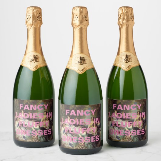 Fancy dames in pluizige jurken sparkling wijnetiket (Flessen)