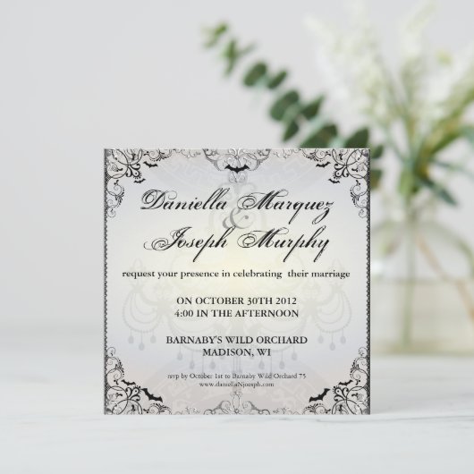 Fancy Gothic Bats Halloween Wedding Invitation Kaart (Staand voorkant)