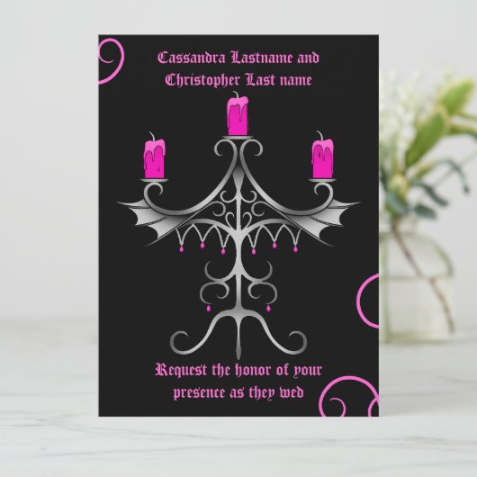 Fancy Gothic candelabra-hotroze op zwarte bruiloft Kaart (Staand voorkant)