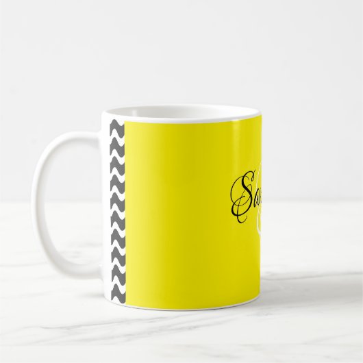 Fancy Manuscript Gepersonaliseerd Gele Kleur en Mo Koffiemok (Links)