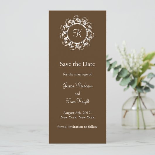 Fancy Monogram Opslaan Datum (chocolade) Save The Date (Staand voorkant)