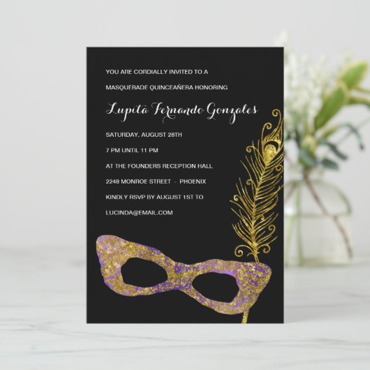Fancy Paarse Masquerade Quinceanera Party Kaart (Staand voorkant)