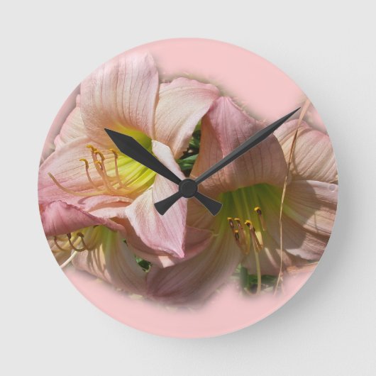 Fancy-roze dagbladen ronde klok (Voorkant)