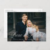 Fancy Script Love is Patient Wedding Postponement Aankondigingskaart (Voorkant / Achterkant)
