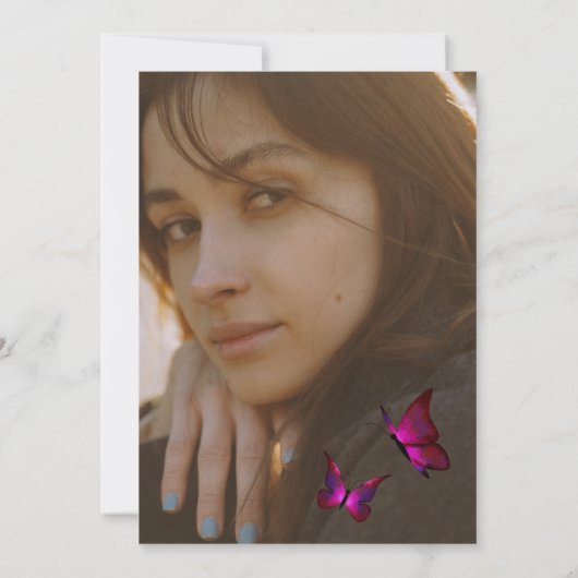 Fancy uitnodiging van Ruby Red Butterfly Quinceane (Achterkant)