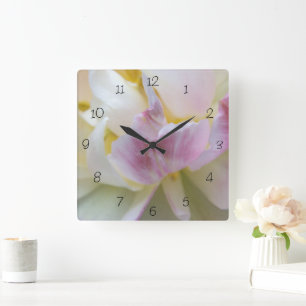 Fancy wit en roze tulp vierkante klok