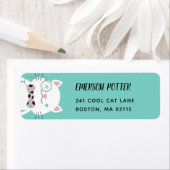 Fancy witte kat | turkoois etiket (Insitu)
