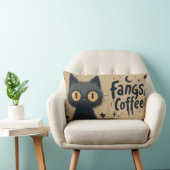 Fangs and Coffee Graphic met Grungy Black Cat Kussen (Stoel)