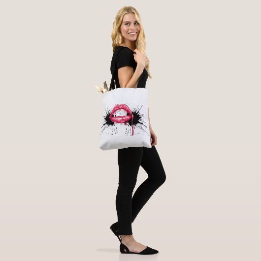 Fangs Splash Tote Bag (Op model)