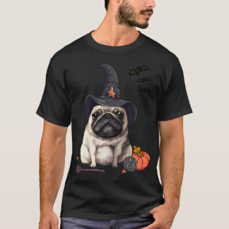 Fanny Portret van een lachende pug in een Hallowee T-shirt