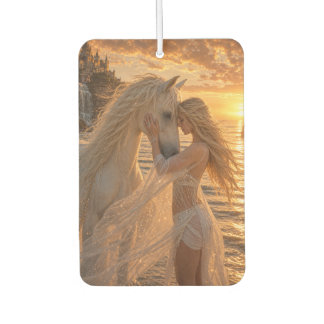 Fantasiest vrouw met witte paard in de zonsonderga luchtverfrisser