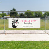 Fantastisch meisje met golvend haar Hairstyling-me Spandoek (Insitu)