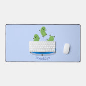 Fantastische groene bonen op trampoline-cartoon bureaumat (Keyboard & Muis)