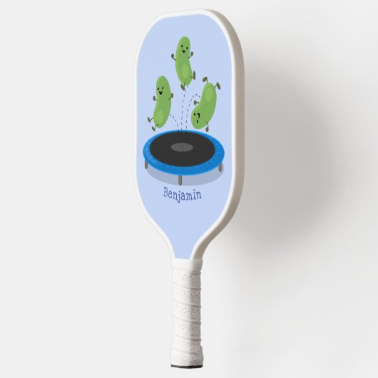Fantastische groene bonen op trampoline-cartoon pickleball paddle (Links)