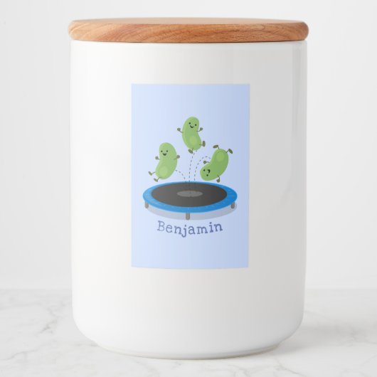 Fantastische groene bonen op trampoline-cartoon voedselcontainer etiket (Voorkant)