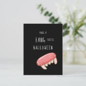 Fantastische Halloween | Spooky Vampire Fangs Feestdagenkaart (Staand voorkant)