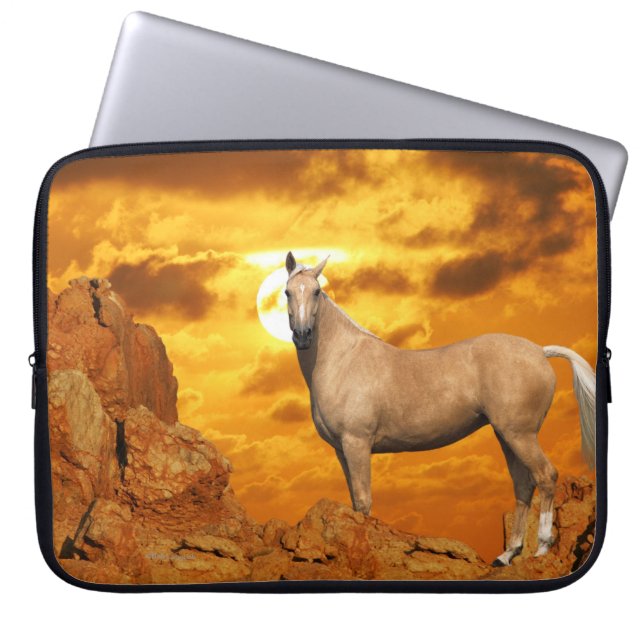 Fantastische paarden: Berg Laptop Sleeve (Voorkant)