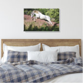 Fantastische paarden: lentekallop canvas afdruk (Insitu (Slaapkamer))