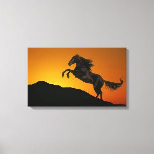 Fantastische paarden: Mountain Sunset Canvas Afdruk