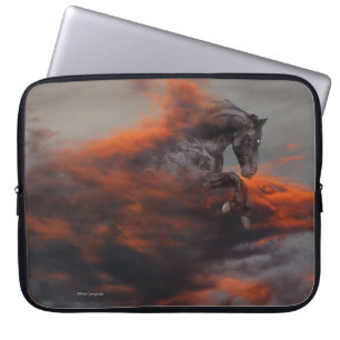 Fantastische paarden: Wolken Laptop Sleeve