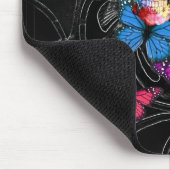 Fantastische schedel en gekleurde vlinders muismat (Hoek)