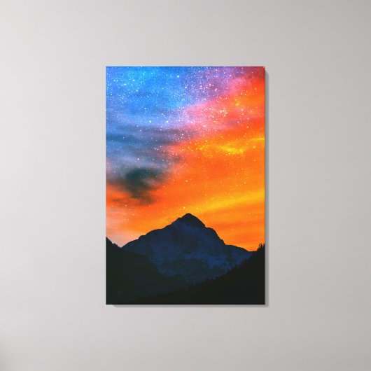 Fantastische wereld in bergen canvas afdruk (Voorkant)