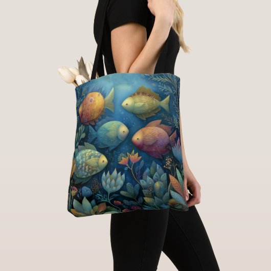 Fantasy Aquarium Whimsical Fish Tote Bag (Dichtbij)