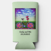 Fantasy Bicycle met roze bloemen op Mint Green Seltzer Blikjeskoeler (Achterkant)