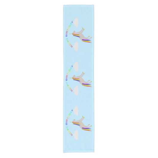 Fantasy Birthday Unicorn Rainbow en Clouds Korte Tafelloper (Voorkant)