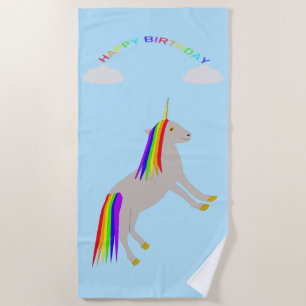 Fantasy Birthday Unicorn Rainbow en Clouds Strandlaken