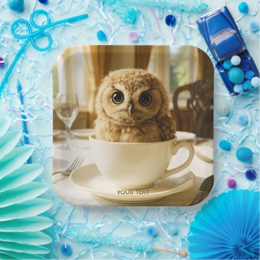 Fantasy Cute Tea Owl Baby Papieren Bordje (Feest)