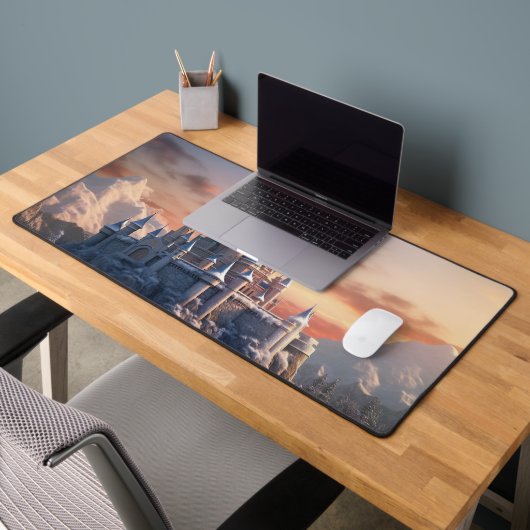 Fantasy digitaal kasteel in de bergen bureaumat (Kantoor 2)