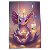 Fantasy Dragon met Verjaardagskaarsen Medium Cadeauzakje (Achterkant)
