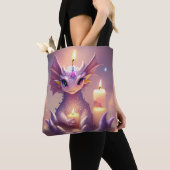Fantasy Dragon met Verjaardagskaarsen Tote Bag (Dichtbij)