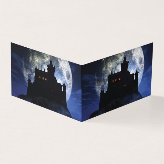 Fantasy kasteel in de nacht kaart (Buitenkant)