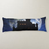 Fantasy kasteel in de nacht lichaamskussen (Achterkant)