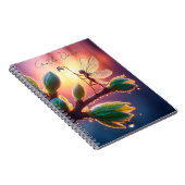 Fantasy macro photography of tiny forest sprite notitieboek (Rechterzijde)