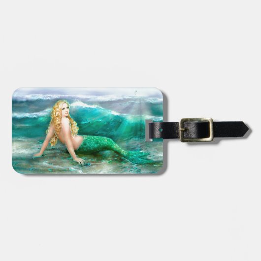 Fantasy Mermaid op de kust van het Aqua Blue Zee Bagagelabel (Voorkant horizontaal)