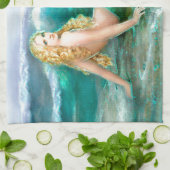 Fantasy Mermaid op de kust van het Aqua Blue Zee Theedoek (Gevouwen)