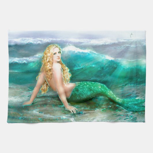 Fantasy Mermaid op de kust van het Aqua Blue Zee Theedoek (Horizontaal)