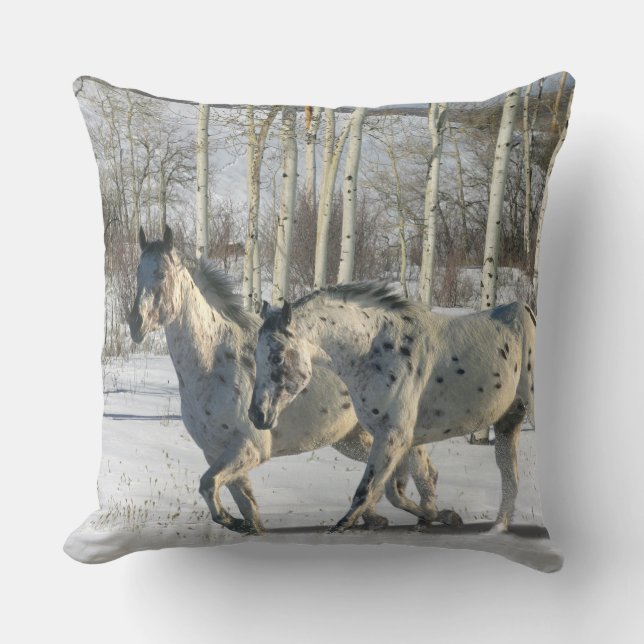 Fantasy Paarden: Winter Wonderland Kussen (Voorkant)