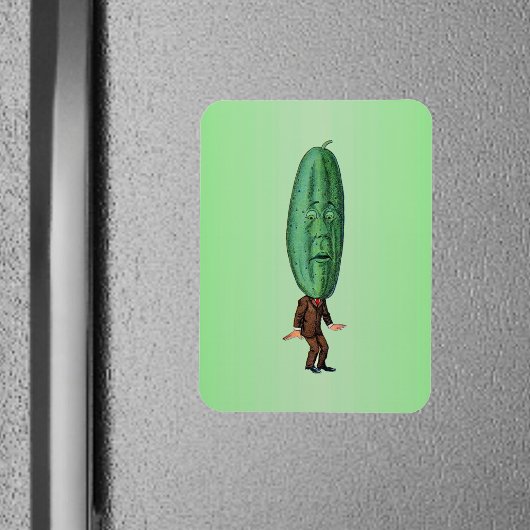 Fantasy Pickle Man Brown Suit Magneet
