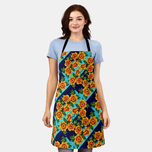 Fantasy Poppies Medium Schort (Gedragen)