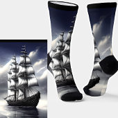 Fantasy Sailing Ship onder Grey Skies Clouds Sokken