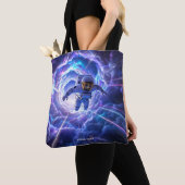 Fantasy Schattigee astronaut door wormgat Tote Bag (Dichtbij)