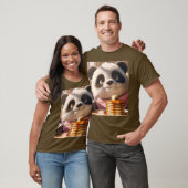 Fantasy Schattigee panda eten pannenkoeken T-shirt (Unisex)