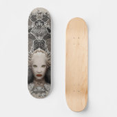 Fantasy Snow Queen op troon met uil Persoonlijk Skateboard (Voorkant)