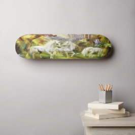 Fantasy Witte Eenhoorns In Veld Skateboard
