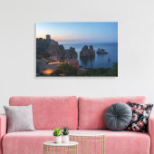 Faraglioni en Tonnara in Scopello, Sicilië Canvas Afdruk (Insitu (Woonkamer))